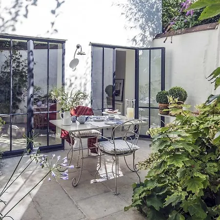 The Herring's - Stylish Private With Breakfast In Historic Center - Adults-only לינה וארוחת בוקר