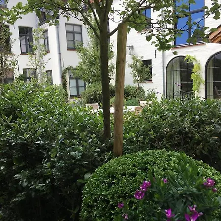 The Herring's - Stylish Private With Breakfast In Historic Center - Adults-only