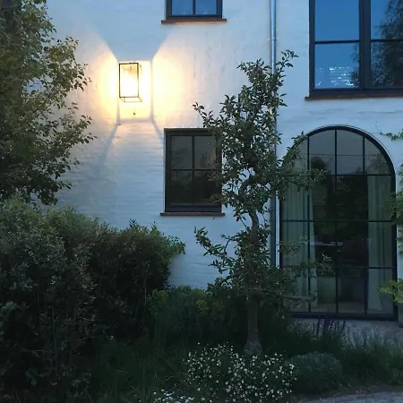 The Herring's - Stylish Private With Breakfast In Historic Center - Adults-only