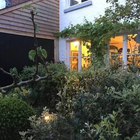 The Herring's - Stylish Private With Breakfast In Historic Center - Adults-only