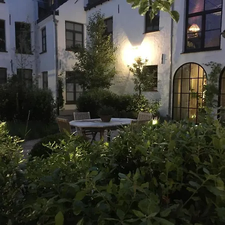 The Herring's - Stylish Private With Breakfast In Historic Center - Adults-only Bed & Breakfast
